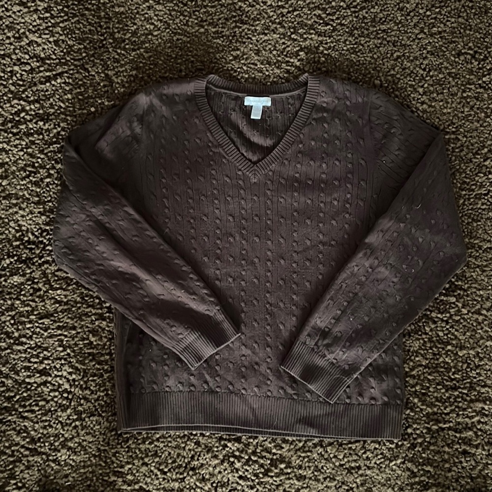 Ladies brown crew neck sweater, size L